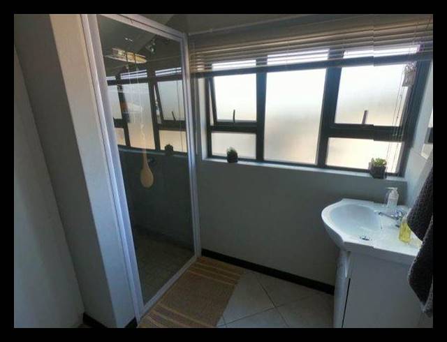 3 BEDROOM APARTMENT FOR SALE IN NORTON PARK